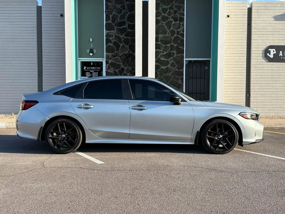 2025 Honda Civic 11th Gen - Image 5 of 13