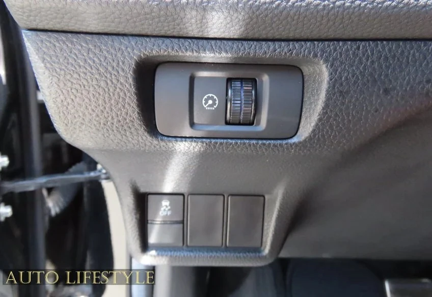 2025 Honda Civic 11th Gen - Image 30 of 31