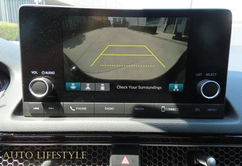 2025 Honda Civic 11th Gen - Image 17 of 31