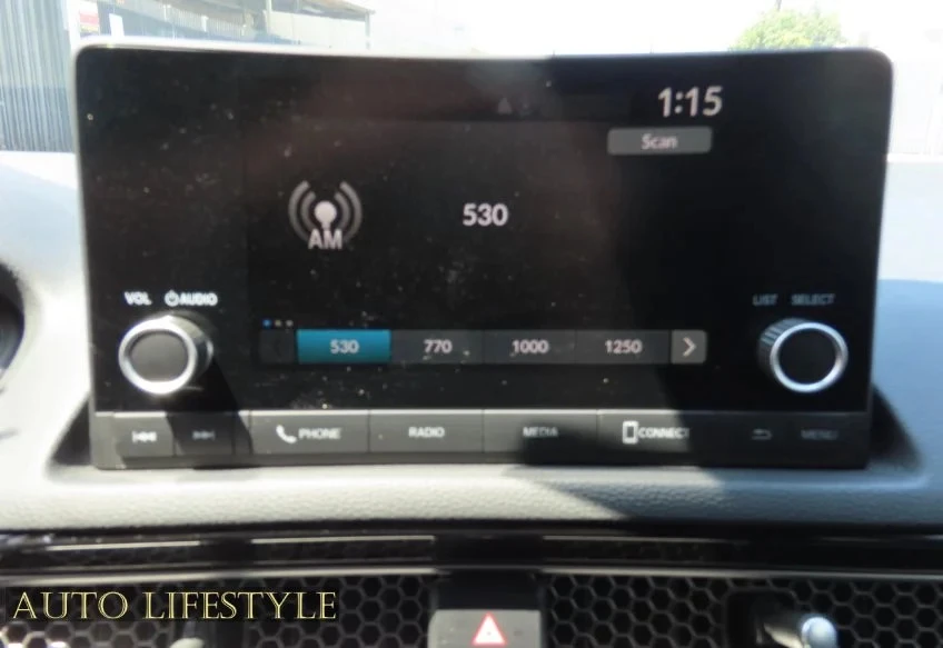 2025 Honda Civic 11th Gen - Image 22 of 31