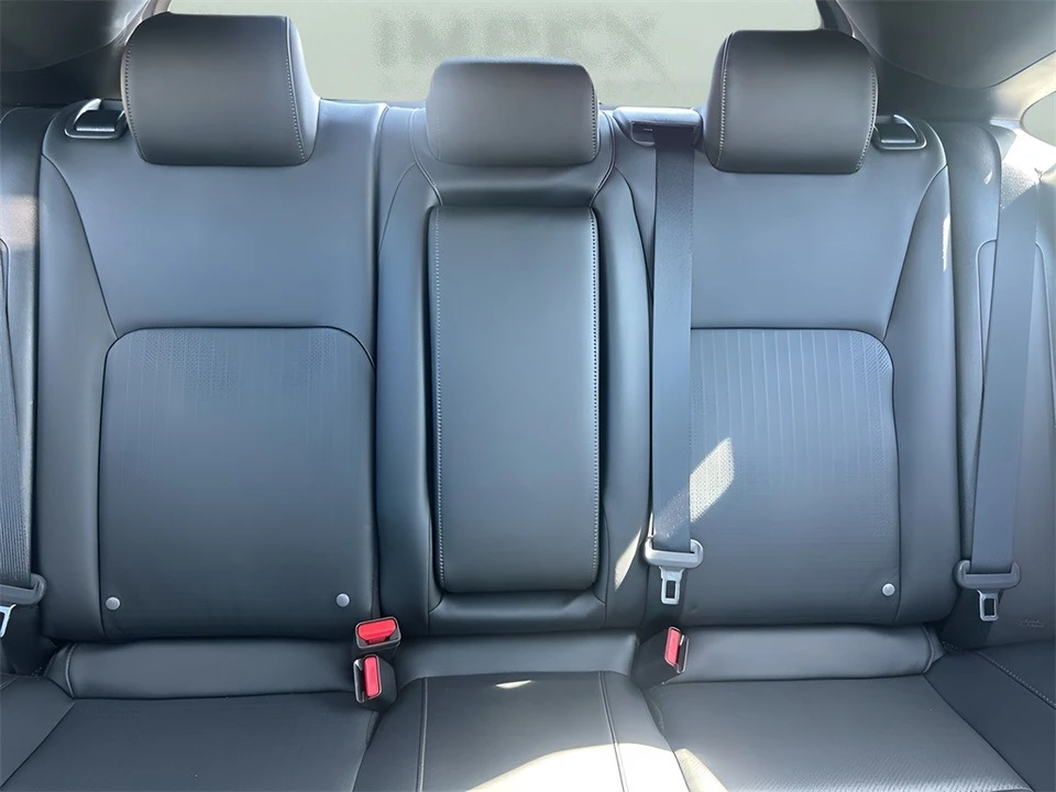 2025 Honda Civic 11th Gen - Image 12 of 12