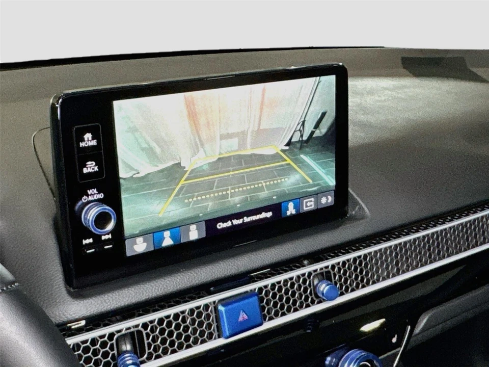 2025 Honda Civic 11th Gen - Image 19 of 31