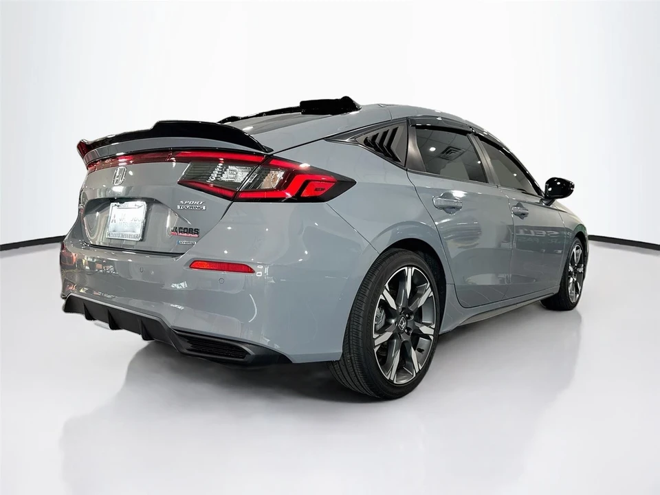 2025 Honda Civic 11th Gen - Image 5 of 31