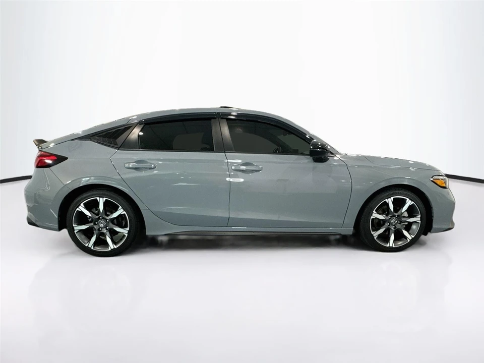 2025 Honda Civic 11th Gen - Image 6 of 31