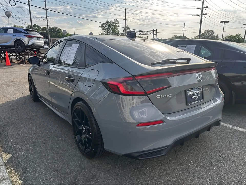 2025 Honda Civic 11th Gen - Image 7 of 8