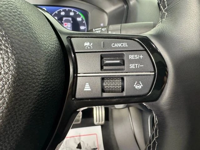 2025 Honda Civic 11th Gen - Image 16 of 21
