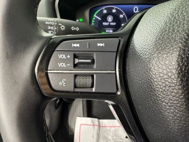 2025 Honda Civic 11th Gen - Image 15 of 21
