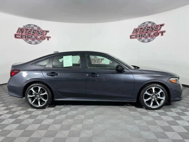 2025 Honda Civic 11th Gen - Image 8 of 21