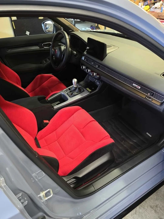 2025 Honda FL5 Civic Type R - Image 5 of 8