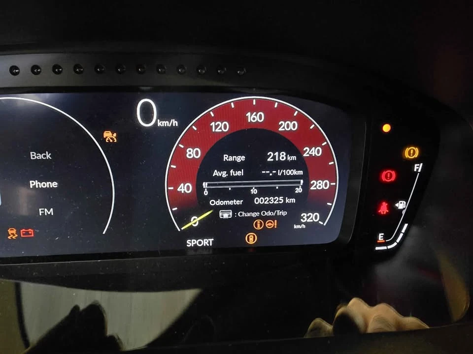 2025 Honda FL5 Civic Type R - Image 7 of 8