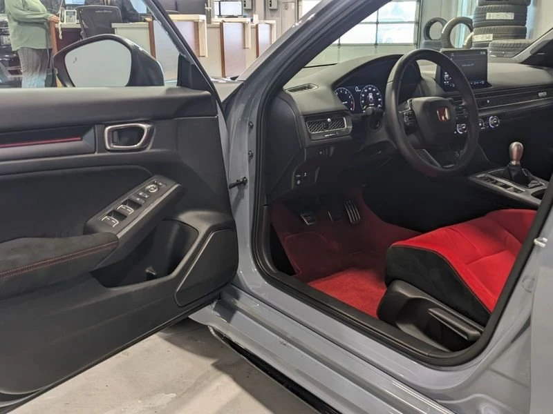 2025 Honda FL5 Civic Type R - Image 5 of 20