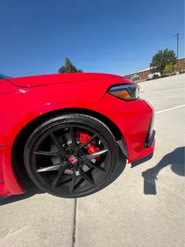 2025 Honda FL5 Civic Type R - Image 3 of 16