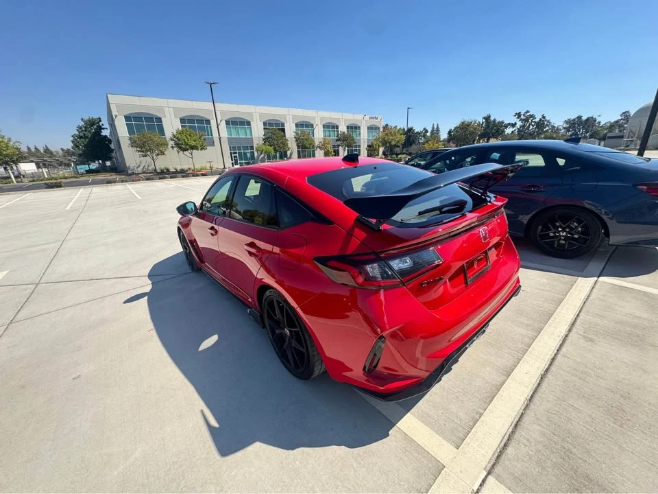 2025 Honda FL5 Civic Type R - Image 7 of 16