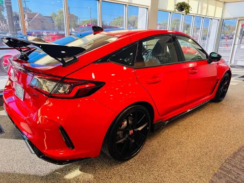 2025 Honda FL5 Civic Type R - Image 4 of 8