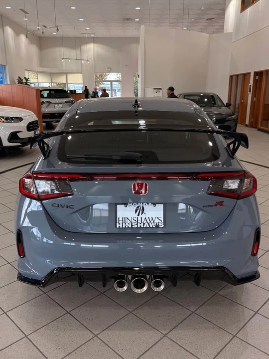 2025 Honda FL5 Civic Type R - Image 3 of 13