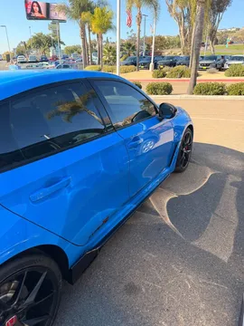 2025 Honda FL5 Civic Type R - Image 3 of 4