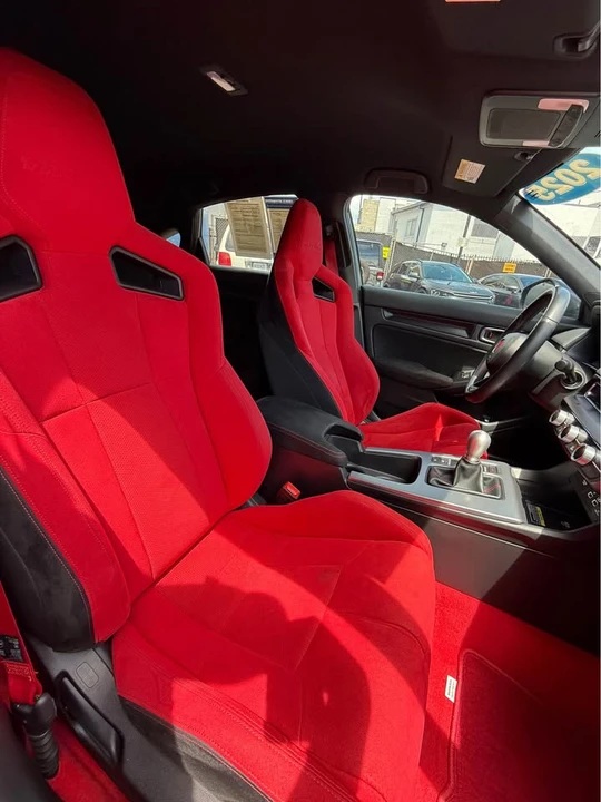 2025 Honda FL5 Civic Type R - Image 12 of 20