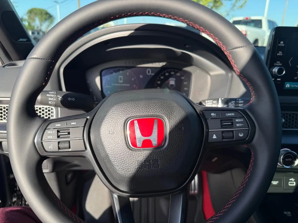2025 Honda FL5 Civic Type R - Image 8 of 11