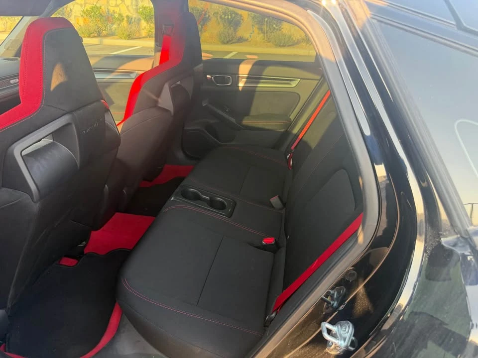 2025 Honda FL5 Civic Type R - Image 8 of 9