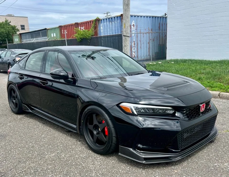 2025 Honda FL5 Civic Type R - Image 7 of 11