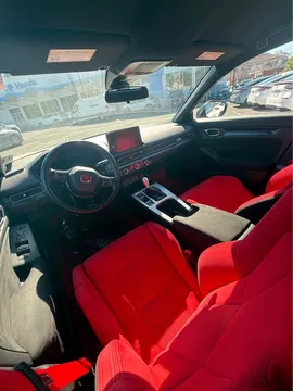 2025 Honda FL5 Civic Type R - Image 4 of 4