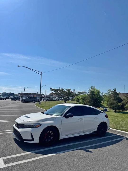 2025 Honda FL5 Civic Type R - Image 1 of 1