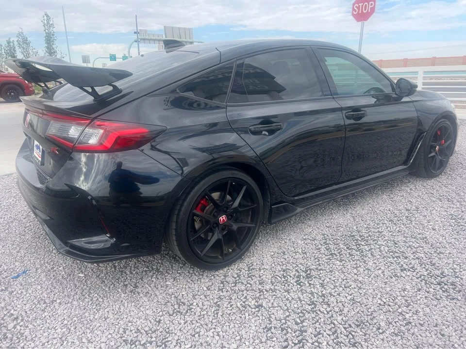 2025 Honda FL5 Civic Type R - Image 5 of 12