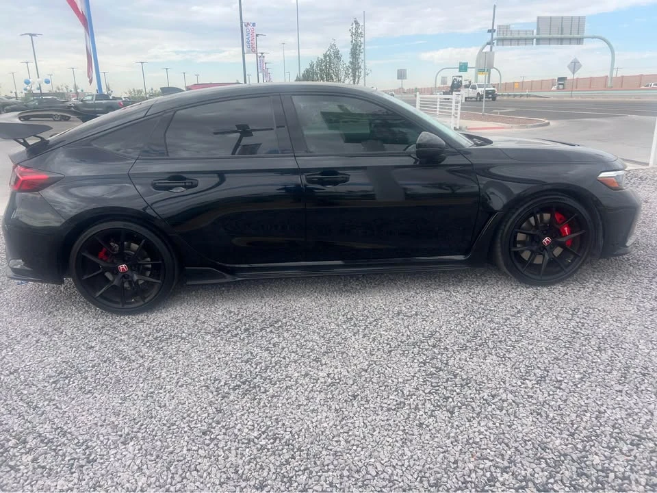2025 Honda FL5 Civic Type R - Image 7 of 12
