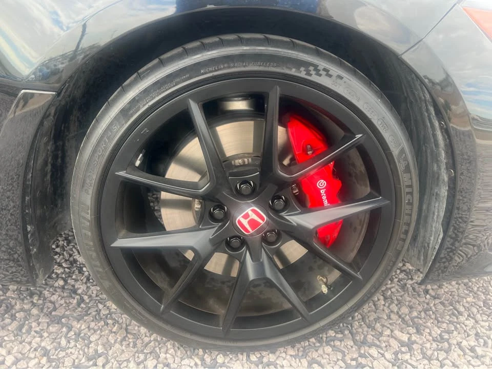 2025 Honda FL5 Civic Type R - Image 10 of 12