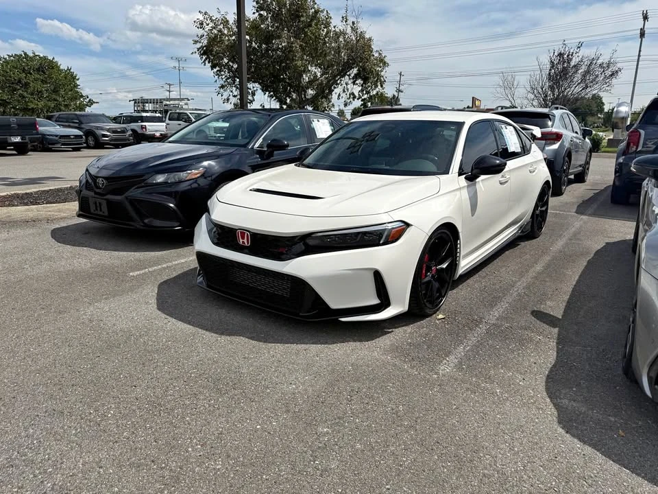 2025 Honda FL5 Civic Type R - Image 1 of 6