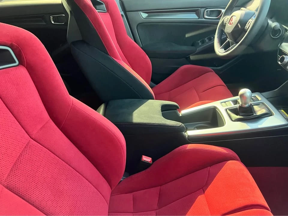 2025 Honda FL5 Civic Type R - Image 7 of 7
