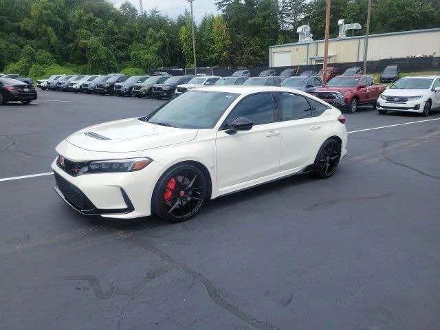 2025 Honda FL5 Civic Type R - Image 3 of 9