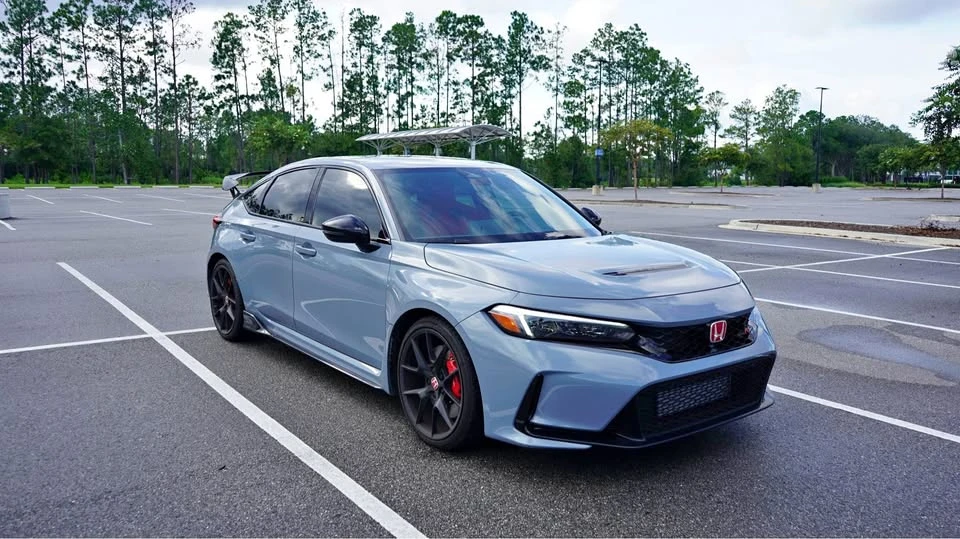 2025 Honda FL5 Civic Type R - Image 1 of 20