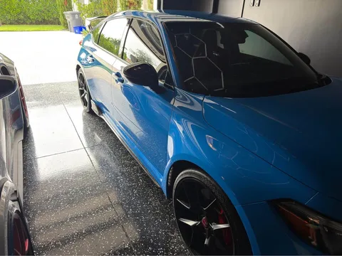 2025 Honda FL5 Civic Type R - Image 4 of 4