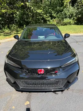 2025 Honda FL5 Civic Type R - Image 2 of 18