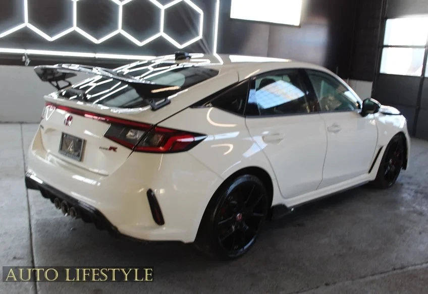 2025 Honda FL5 Civic Type R - Image 6 of 21