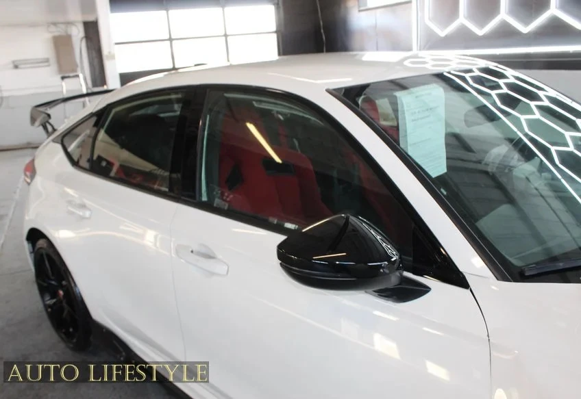 2025 Honda FL5 Civic Type R - Image 18 of 21