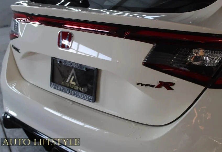 2025 Honda FL5 Civic Type R - Image 13 of 21