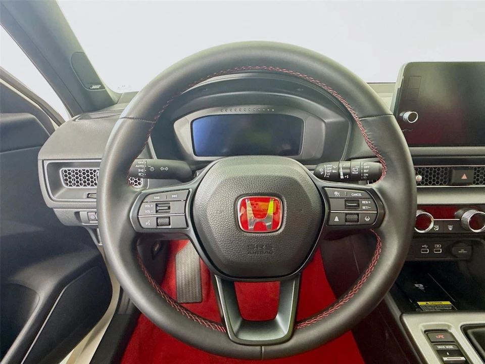 2025 Honda FL5 Civic Type R - Image 11 of 21