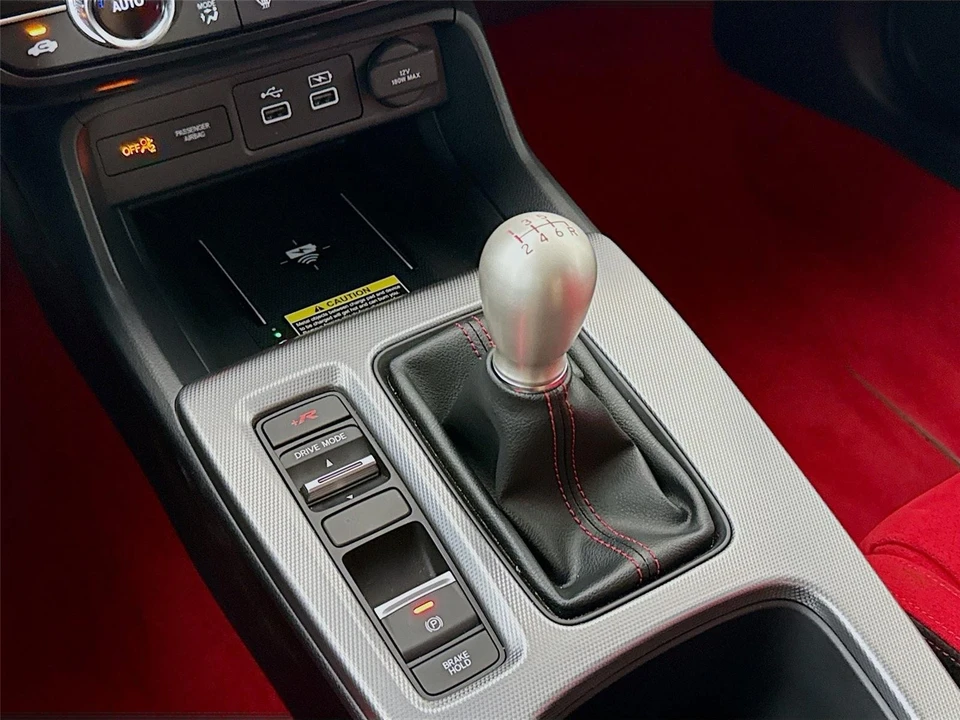 2025 Honda FL5 Civic Type R - Image 17 of 21