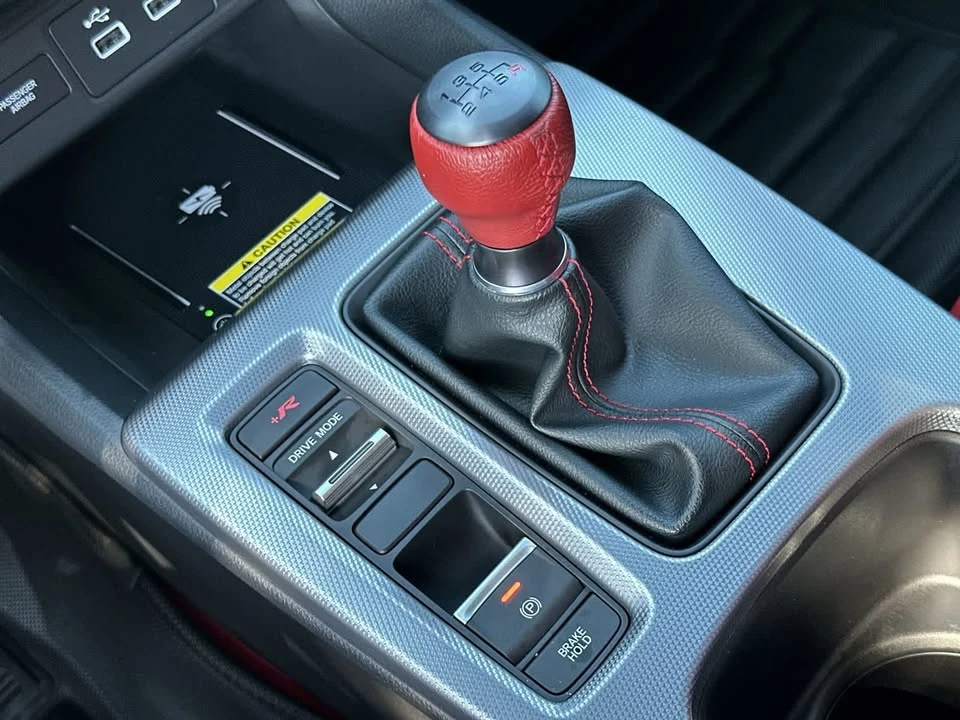 2025 Honda FL5 Civic Type R - Image 4 of 8