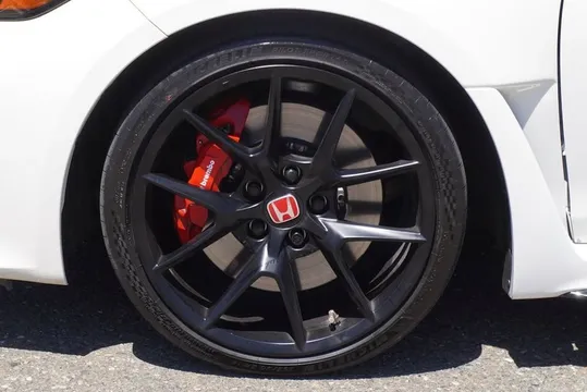 2025 Honda FL5 Civic Type R - Image 4 of 20