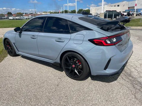 2025 Honda FL5 Civic Type R - Image 2 of 11