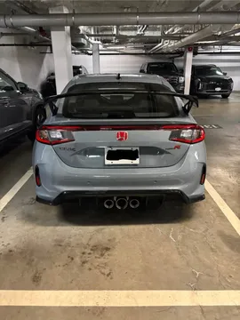 2025 Honda FL5 Civic Type R - Image 2 of 2