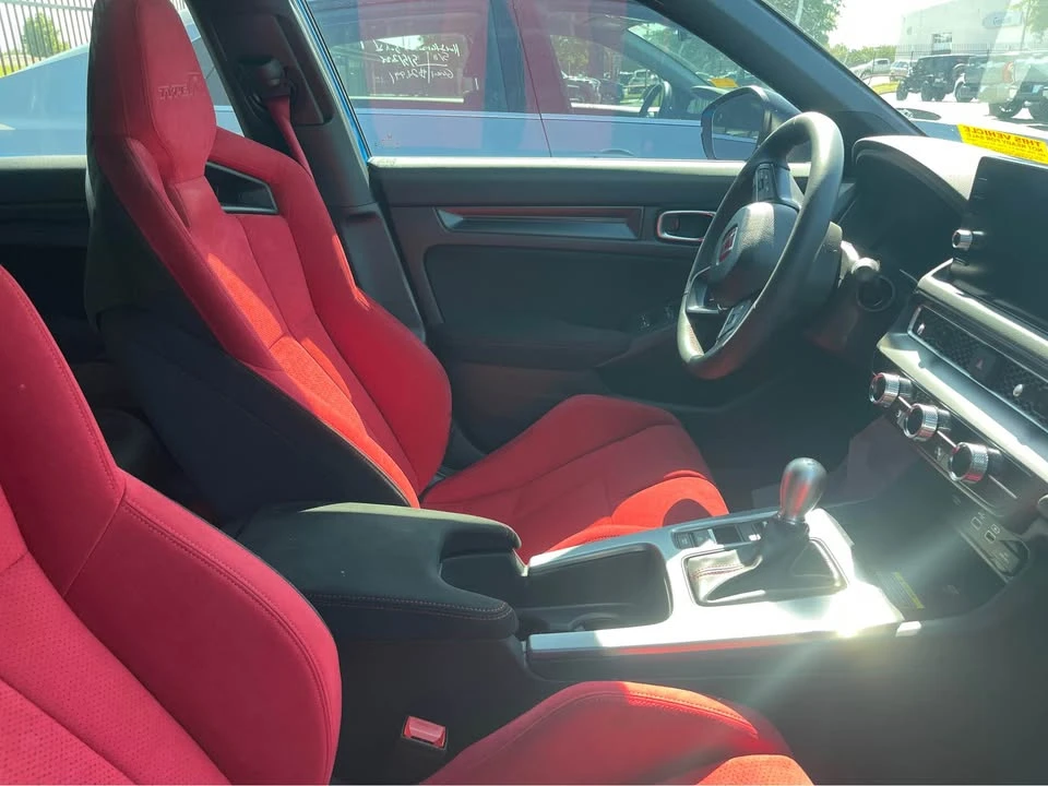 2025 Honda FL5 Civic Type R - Image 4 of 8