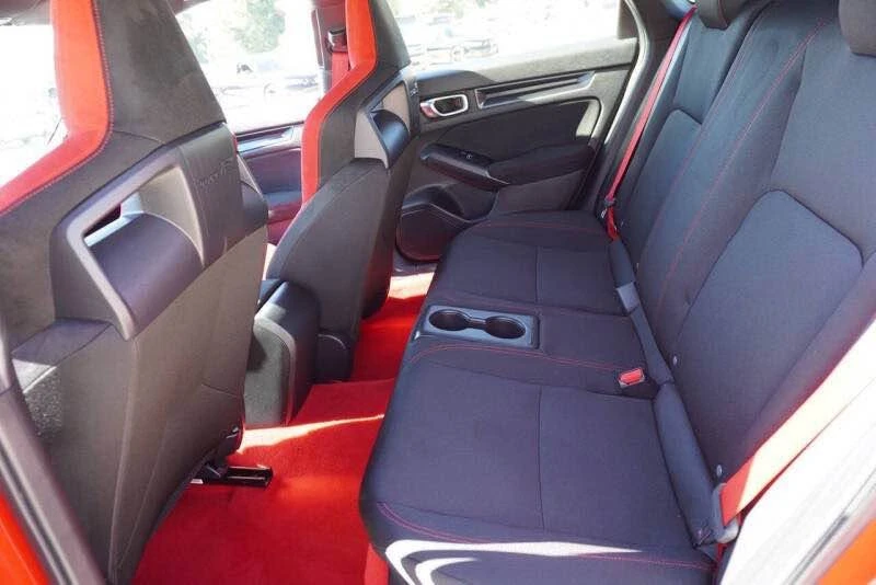 2025 Honda FL5 Civic Type R - Image 17 of 20