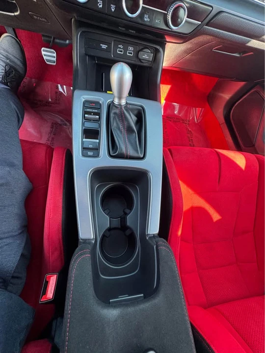 2025 Honda FL5 Civic Type R - Image 14 of 14