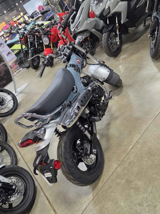 2025 Honda Motorcycles - Image 4 of 5