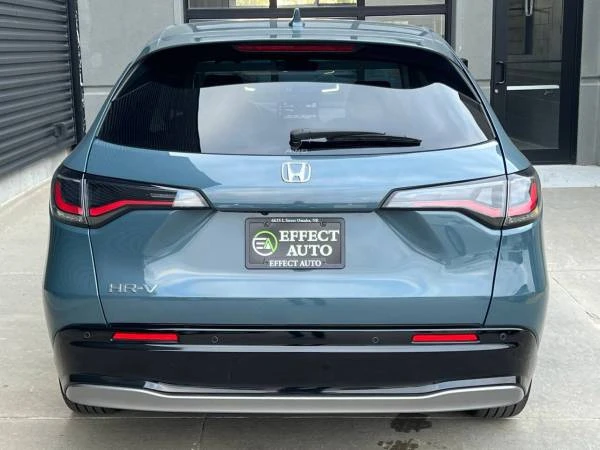 2025 Honda HR-V 3rd Gen - Image 12 of 21