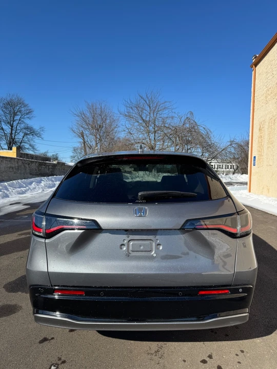 2025 Honda HR-V 3rd Gen - Image 5 of 18